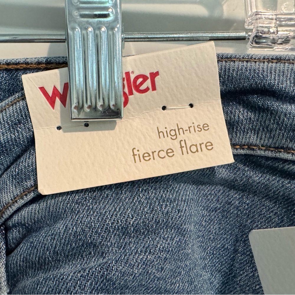 Wrangler Blue Denim Jeans - Picture 3 of 6